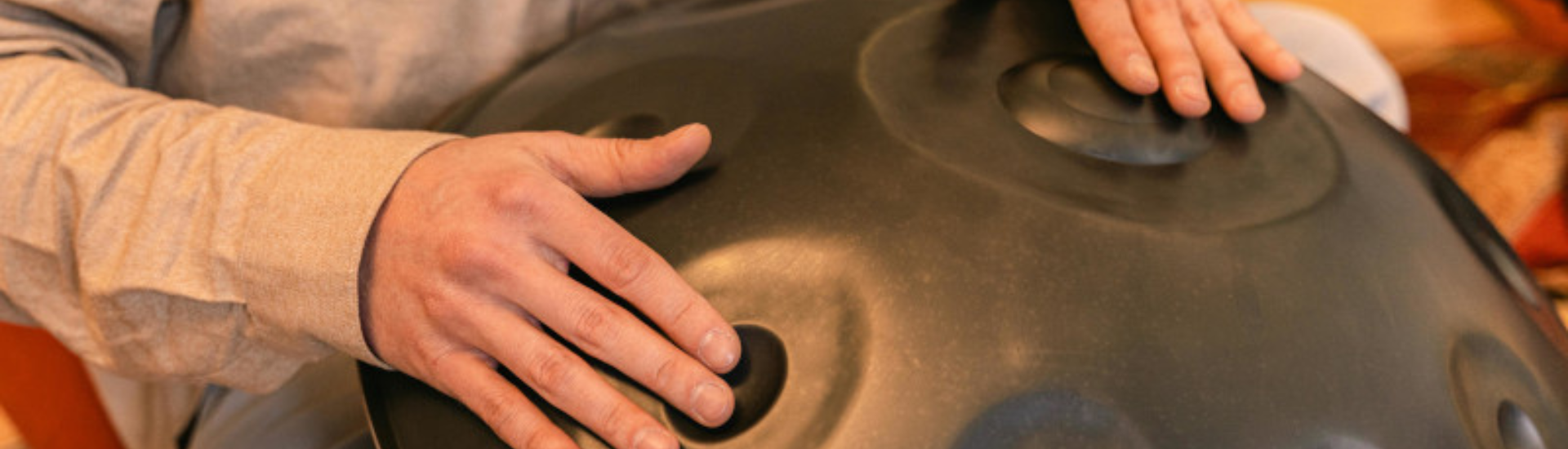 Handpan: Oltre le Note, il Significato del Nome