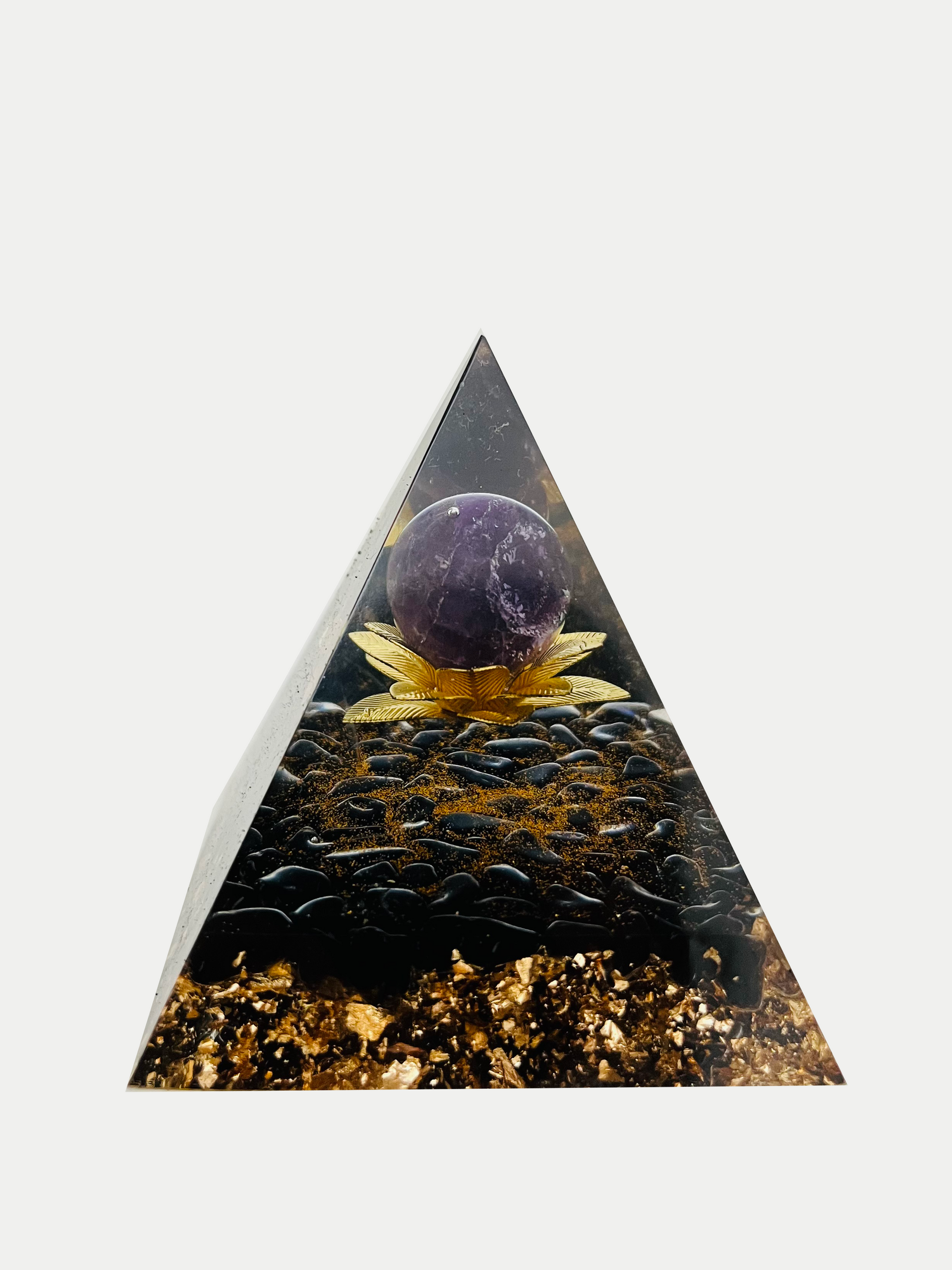 Piramide orgonite con sfera di ametista viola, ossidiana, fiore e polv –  VibraSonic